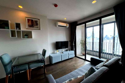 Condos for sale : 🔥 For Sale  !!  Ideo Q Siam-Ratchathewi, 1 bed, 1 bath, high floor 25++, private lift ! Code C20250700029 furnished, ready to move in, Special Deal!!
