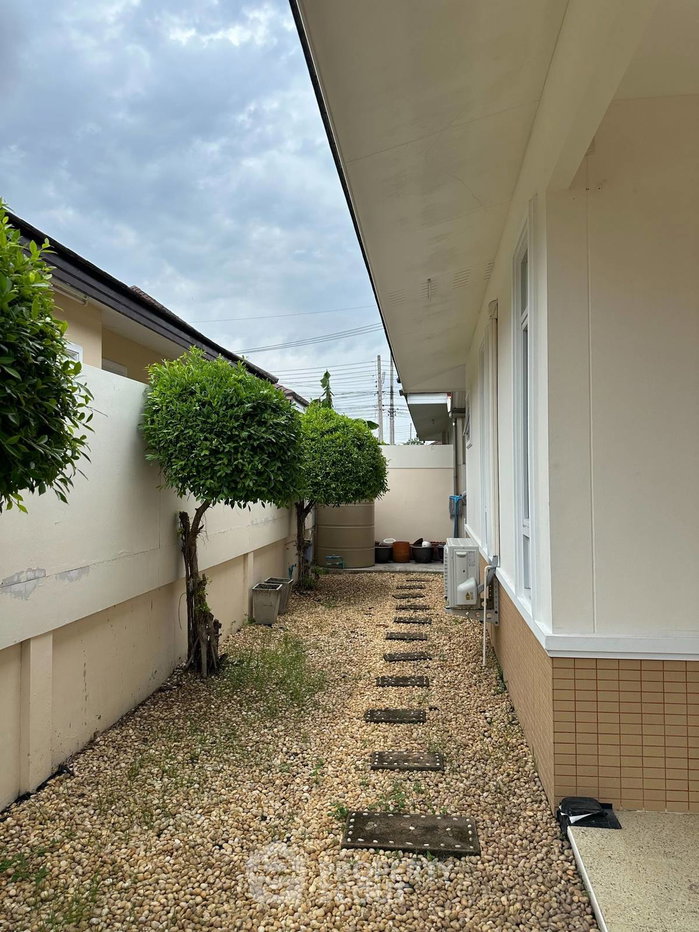 รูป ขายบ้าน 3 ห้องนอน โครงการโชคชัยวิลเลจ 10 ใกล้หนองปรือ พัทยา (ID 3083144) - รูปที่ 8/17