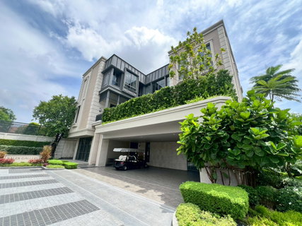 SMYTH’ Kaset-Nawamin is an ultra-luxury single-family home