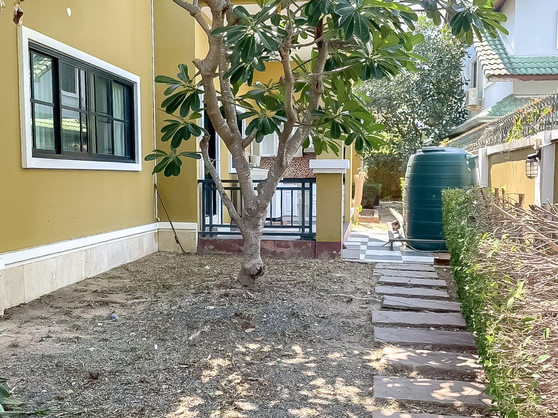 รูป Luxury 2Storey House for Sale Noen Plub Wan East Pattaya 5Bed - รูปที่ 21/25