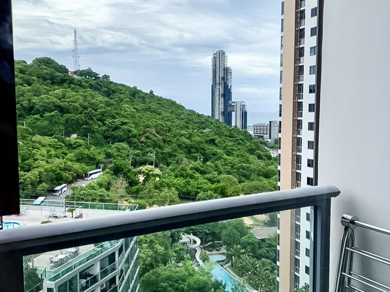 รูป Unixx South Pattaya 2 Bedroom Corner Condo for Sale with Tenant - รูปที่ 9/9