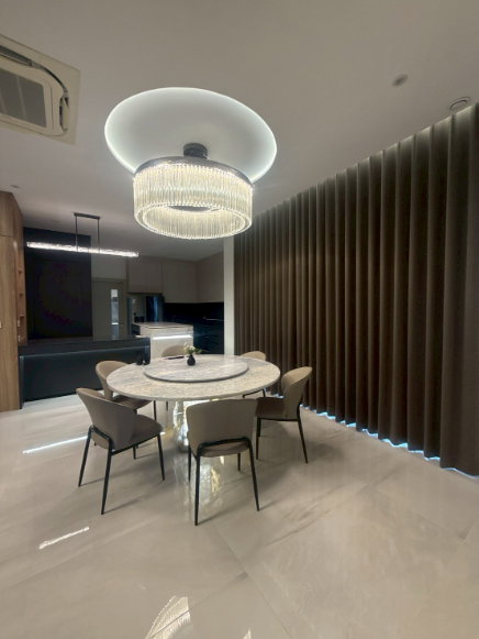 picture Ultra Luxury Detached House | MALTON | 544 Sq.m. | Move-in Ready - 7/35