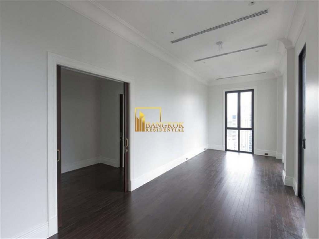 รูป 98 Wireless | Incredible 3 Bed Super Luxury Condo in Prime Area - BR10981CD - รูปที่ 2/28