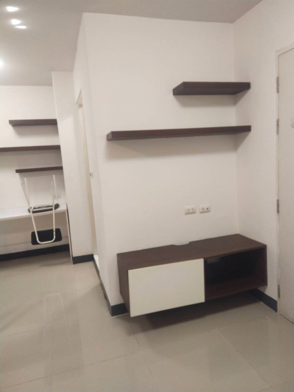 picture The Avenue Spring for rent the best price. - 4/11