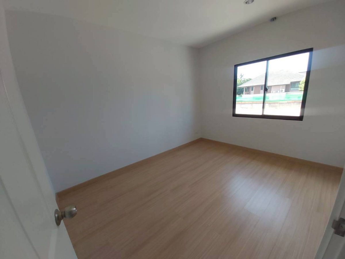 รูป ขายบ้านแฝดหน้าสวน กาญจน์กนกวิลล์26 สันกลาง - รูปที่ 14/19