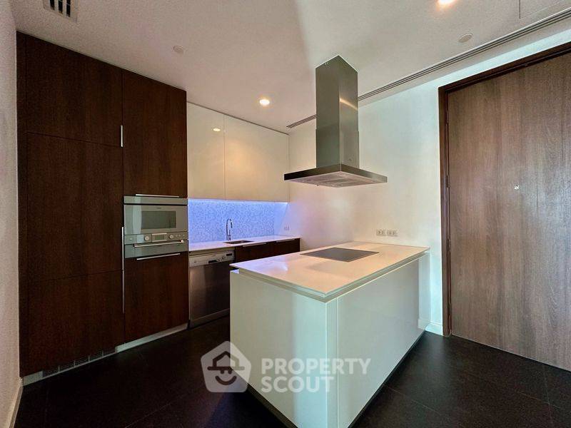 picture 2-BR Condo At 185 Rajadamri, 13th-Floor | 400m to BTS Ratchadamri (ID 3083207) - 8/13