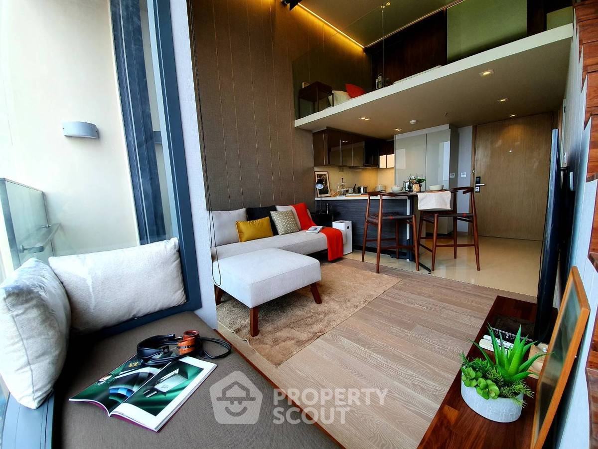 picture 50th-Floor 2-BR Condo At The Esse Asoke Near MRT Sukhumvit (ID 448963) - 4/7