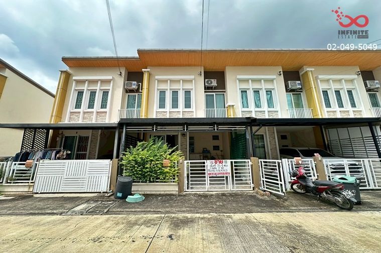3-bed townhouse for sale, 113 sqm, 16.4 sq wah, Golden Town 2 Onnut - Ladkrabang