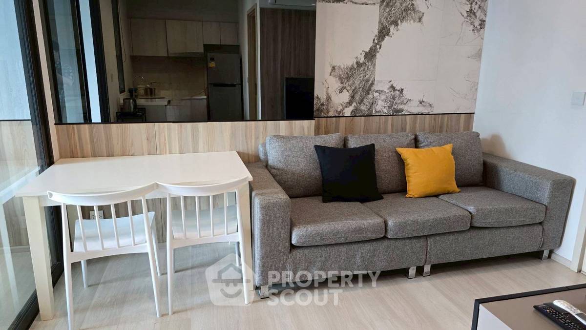 picture 38th-Floor 1-BR 27 Sqm Noble Around Sukhumvit 33, BTS Phrom Phong (ID 3081850) - 1/8