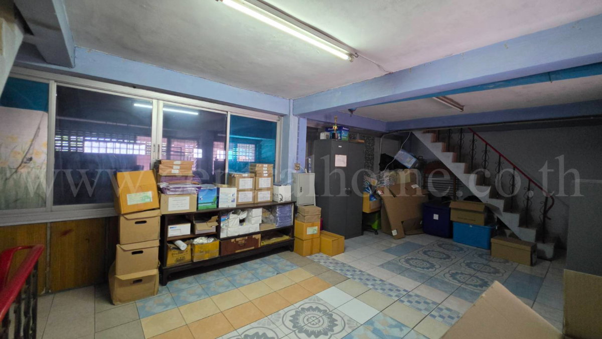รูป อาคารพาณิชย์ 4.5 ชั้น ติดถนนลาดพร้าว หน้าซอยลาดพร้าว 72 ขายพร้อมผู้เช่าระยะยาว - รูปที่ 13/35