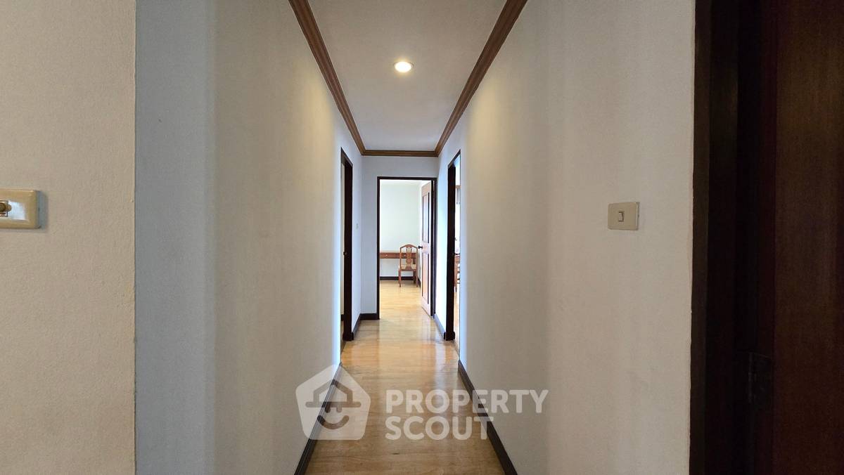 รูป คอนโด 4 ห้องนอน 272 ตร.ม. ในโครงการเหลียงการ์เดน ชองนนซี น่าอยู่ พร้อมเลี้ยงสัตว์ (ID 3083014) - รูปที่ 13/28
