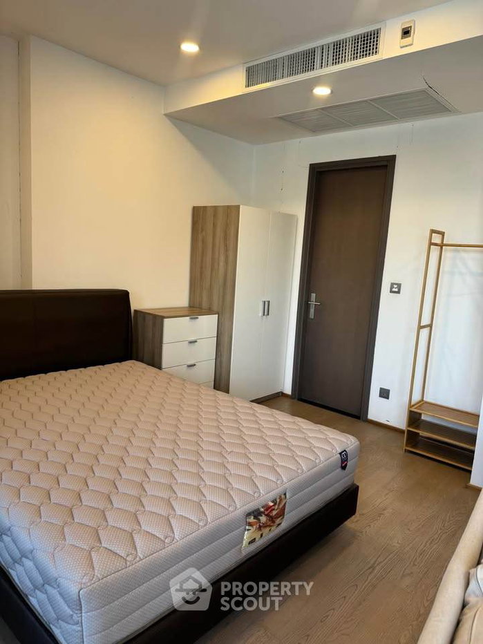 picture 30th-Floor 1-BR 33 Sqm Condo In Ashton Chula Silom, 100m to MRT Sam Yan (ID 3082496) - 3/6