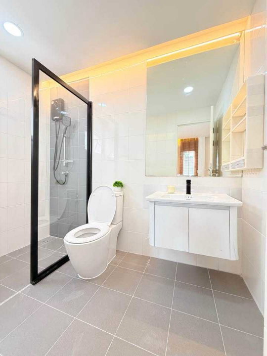 รูป LTH15944 - Luxury Corner House for Rent Ratchayothin | Lumpini Town Place Ratchayothin–Sena | 110,000 THB  - รูปที่ 13/15