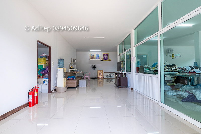 รูป ขายอาคารสำนักงาน 2 ชั้น พร้อมโกดัง+ที่พักอาศัย ซอยสุคนธสวัสดิ์ 14 ลาดพร้าว | 200 ตร.วา 474 ตร.ม. ใกล้ Central EastVille และ CDC - รูปที่ 24/33