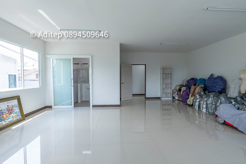 รูป ขายอาคารสำนักงาน 2 ชั้น พร้อมโกดัง+ที่พักอาศัย ซอยสุคนธสวัสดิ์ 14 ลาดพร้าว | 200 ตร.วา 474 ตร.ม. ใกล้ Central EastVille และ CDC - รูปที่ 22/33