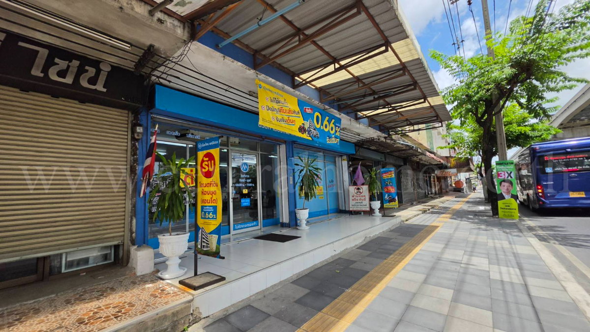 รูป อาคารพาณิชย์ 4.5 ชั้น ติดถนนลาดพร้าว หน้าซอยลาดพร้าว 72 ขายพร้อมผู้เช่าระยะยาว - รูปที่ 3/35