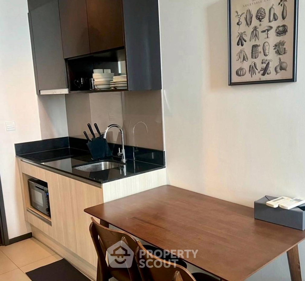 picture 33 Sqm 1-BR At The Edge Sukhumvit 23, 200m to MRT Sukhumvit (ID 3080939) - 6/7