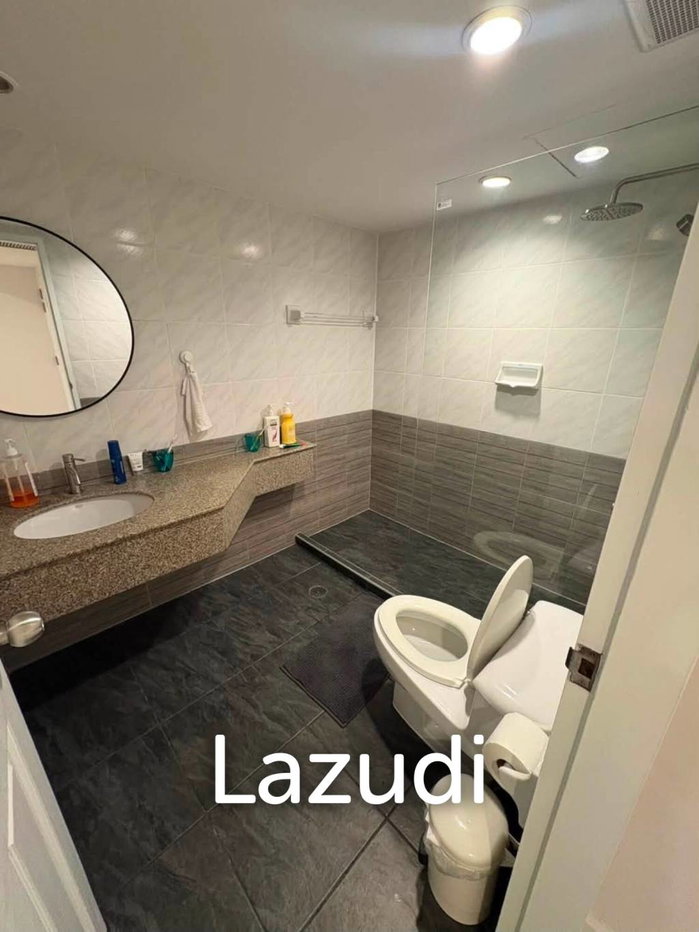 รูป 77 sqm high floor condo Omni Tower Sukhumvit Nana Khlong Toei - รูปที่ 13/14