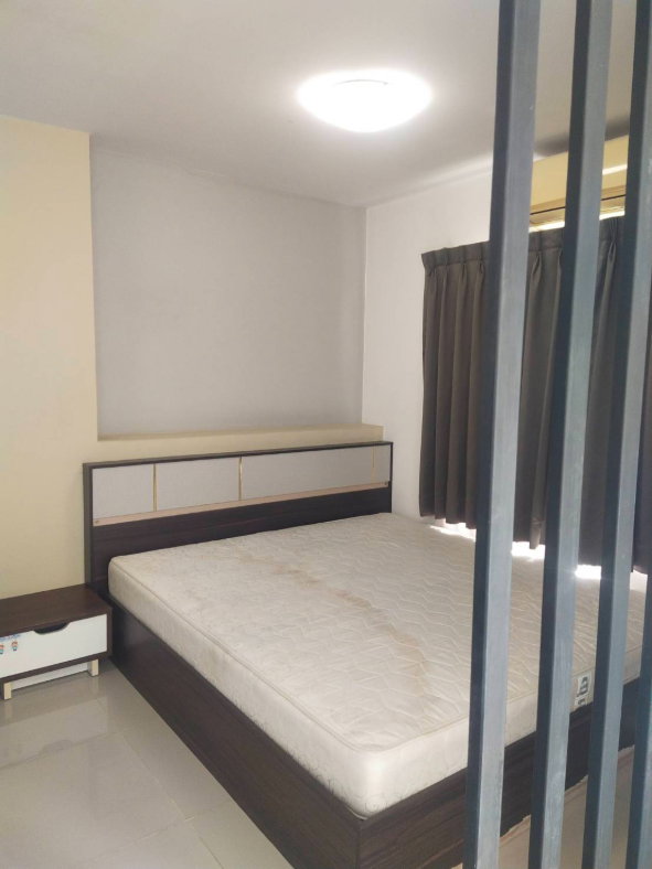 picture The Avenue Spring for rent the best price. - 3/11
