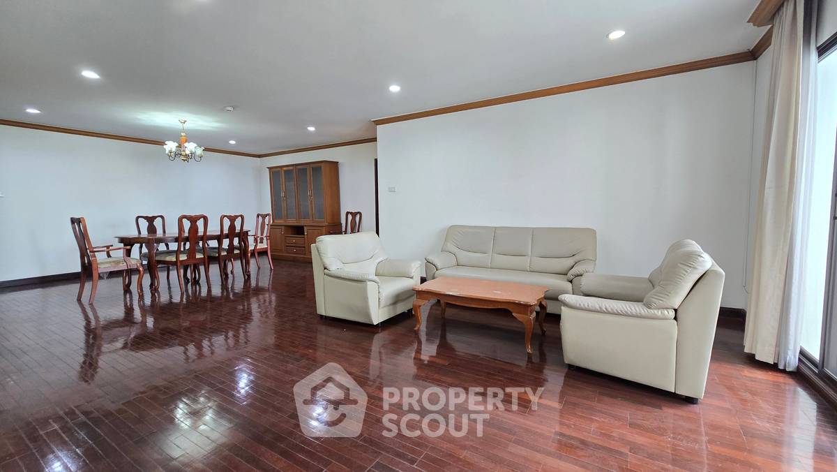 รูป คอนโด 3 ห้องนอน ให้เช่า ใน ลีอัง การ์เดน ใกล้ช่องนนทรี ยานนาวา (ID 3082894) - รูปที่ 1/20