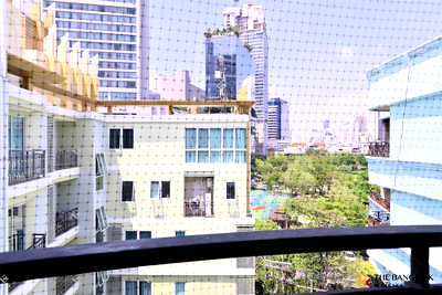 Condos for sale : The Crest Sukhumvit 24 near BTS Phrom Phong
