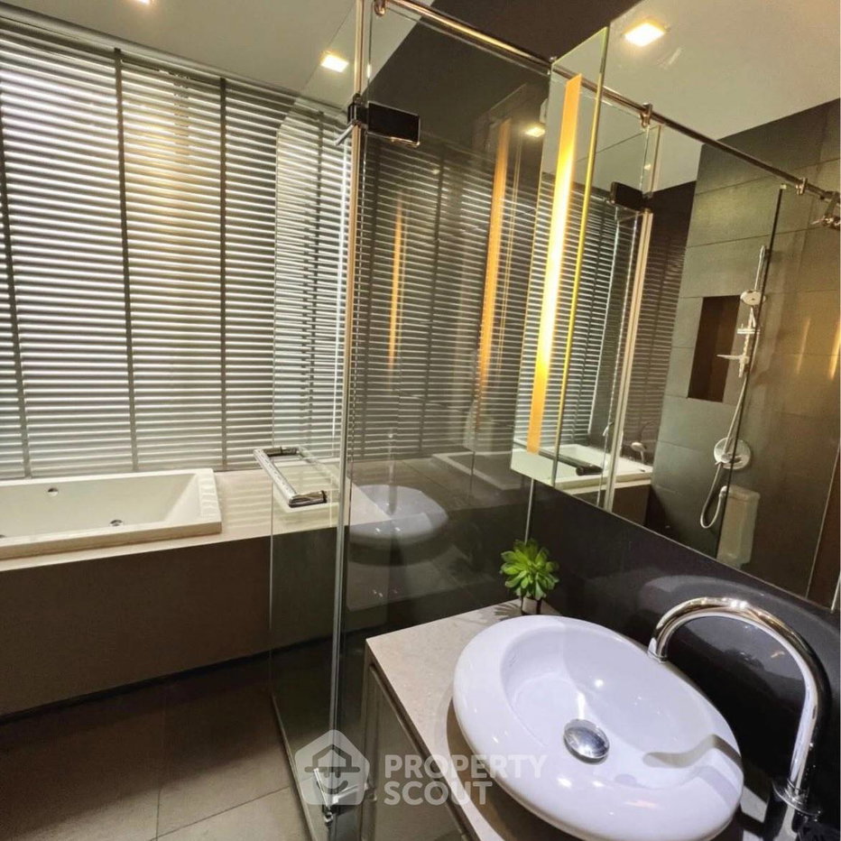 รูป คอนโด 1 ห้องนอน ให้เช่า ที่ M Silom ใกล้ BTS ช่องนนสี่ 400 ม. (ID 3085659) - รูปที่ 5/8