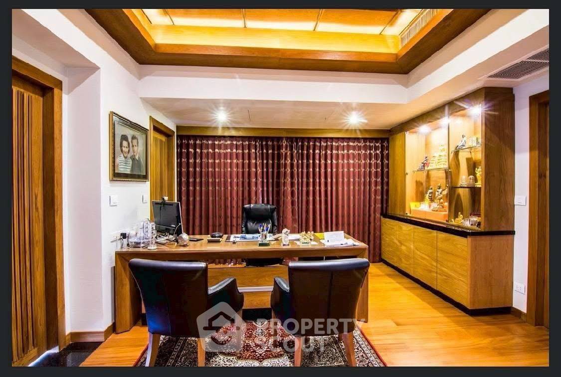 รูป ขายคอนโด 2 ห้องนอน Nirvana Place จอมเทียน ชั้น 7 ขนาด 199 ตร.ม. (ID 3084386) - รูปที่ 2/39