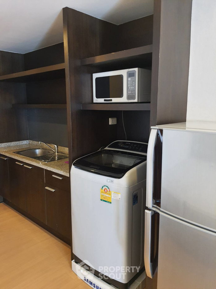 รูป คอนโด 1 ห้องนอน 35 ตร.ม. ชั้น 10 โครงการ The Trendy Condominium ใกล้ BTS นานา 200 ม. (ID 775747) - รูปที่ 2/4
