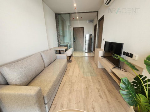 🎉 For Rent Condo RHYTHM EKKAMAI ESTATE Building 1, Floor 10,1 bed room, Room size 35.00 sqm