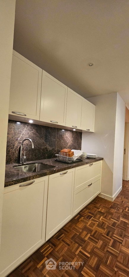 picture 3-BR Condo At Asoke Tower, 26th Floor, 400m To MRT Phetchaburi (ID 2521995) - 3/11