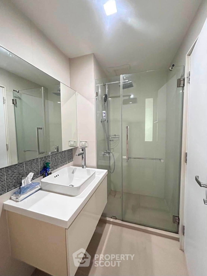 picture Near BTS Sala Daeng, 1-BR 33 Sqm Condolette Light Convent (ID 3085774) - 11/14