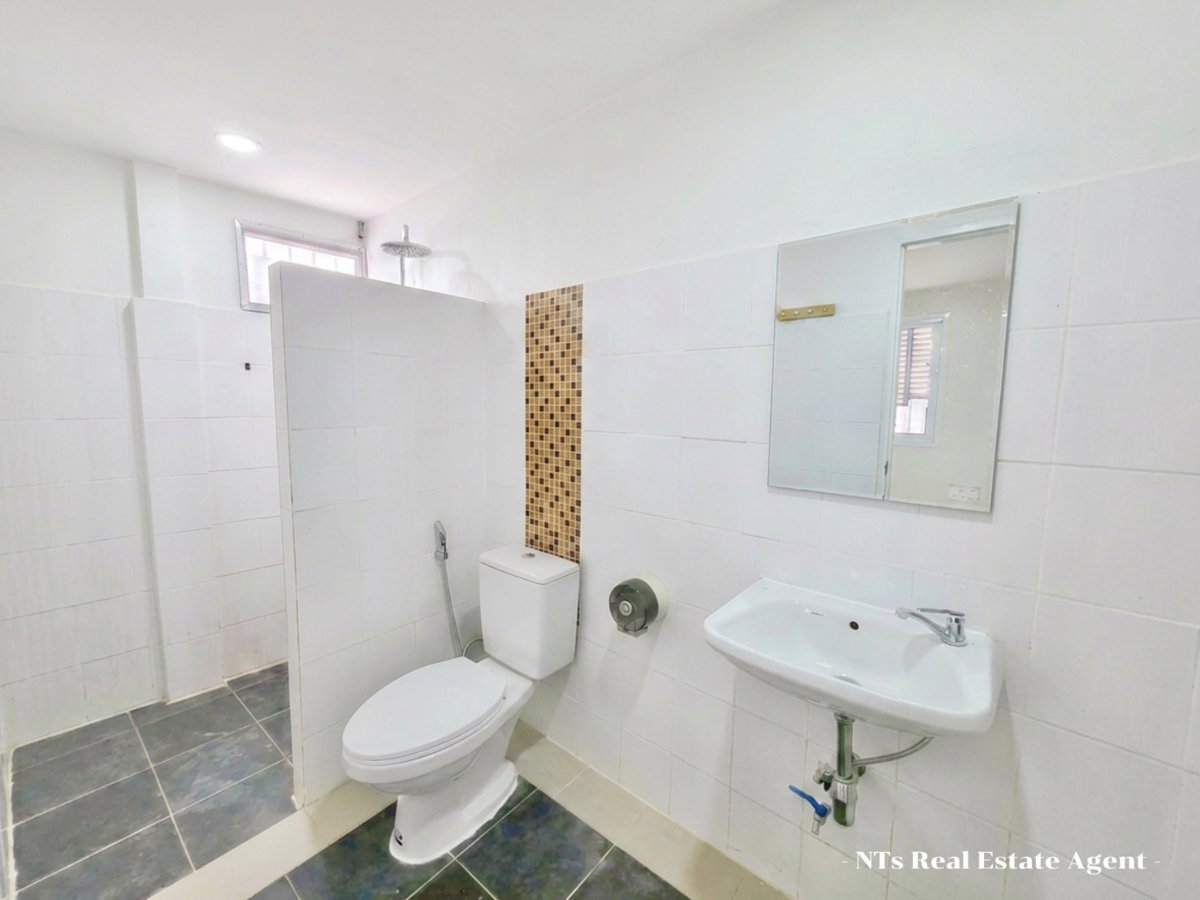 รูป บ้านแฝดหลังมุมท่าทอง ใกล้รพ.สต.วัดจันทร์ - รูปที่ 6/11