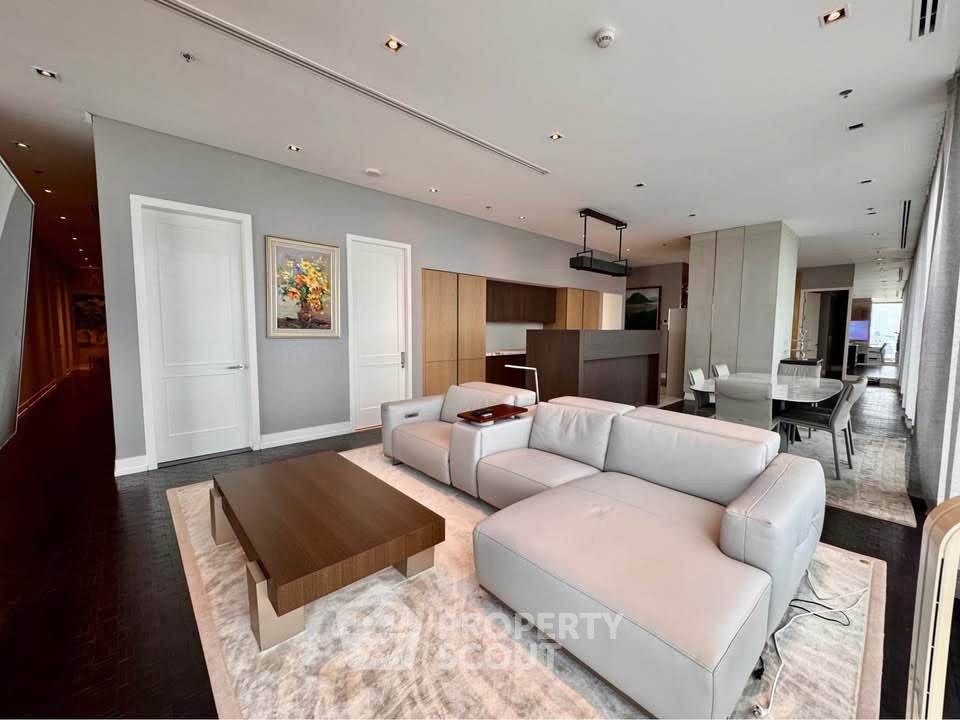 รูป คอนโด 4 ห้องนอน 272 ตร.ม. ชั้น 43 ที่ The Ritz-Carlton Residences ใกล้ BTS ช่องนนสี่ 100 ม. (ID 3084087) - รูปที่ 3/26