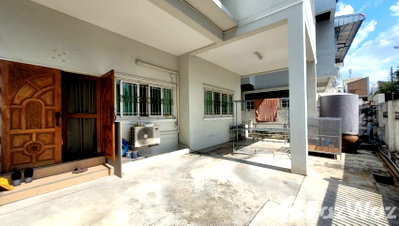 Houses for sale Bangkok : 3 Bedroom House for sale in Phra Khanong Nuea, Bangkok  1938010