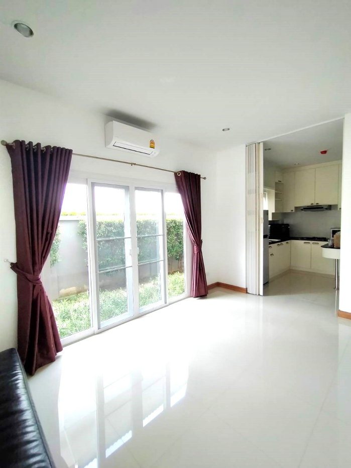 รูป ให้เช่า 🏡 บ้านเดี่ยว 2 ชั้น 3 ห้องนอน ในโครงการ พร้อมเฟอร์นิเจอร์ครบ ทำเลหางดง เชียงใหม่  #AHD-H0300 - รูปที่ 9/39