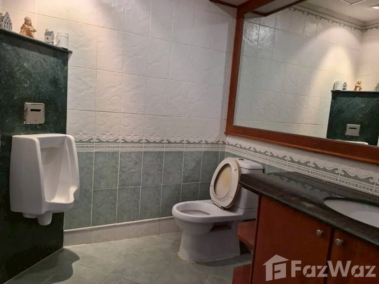 รูป ขาย คอนโด 5 ห้องนอน ในโครงการ รอยัล คาสเทิล พัฒนาการ 6582706 - รูปที่ 10/16