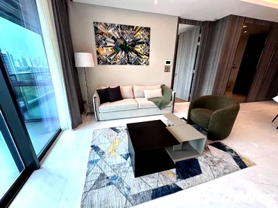 Condos for rent : A private luxury 1BR in Langsuan area 6583849
