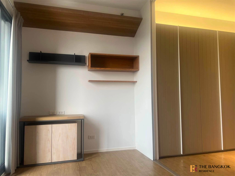 Triple Y Residence Easy Start with a City Dweller Lifestyle near MRT Sam Yan Station