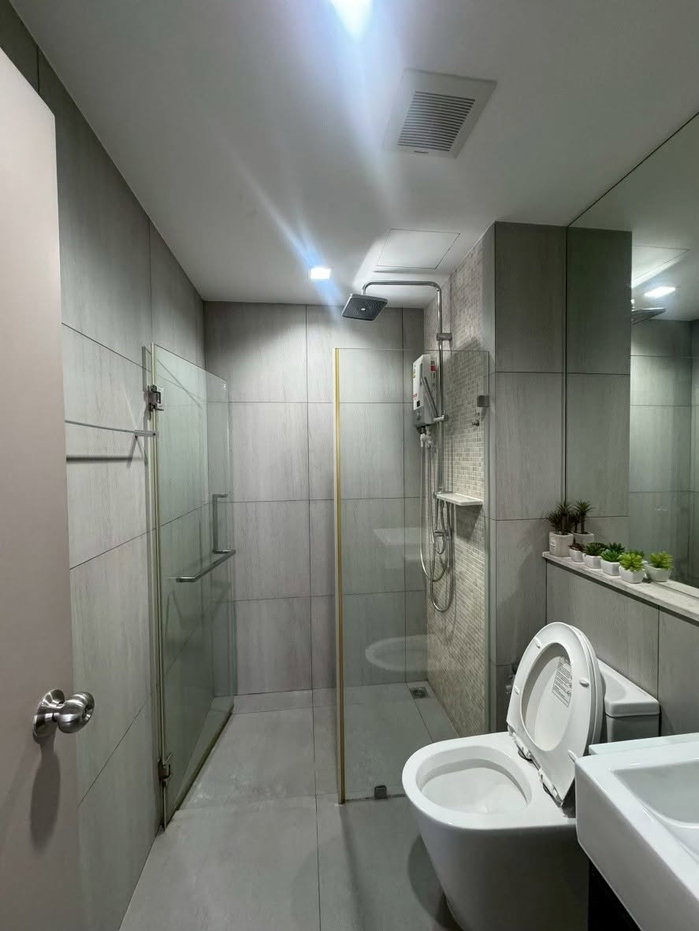 รูป ให้เช่าคอนโด The Politan Rive (เดอะ โพลิแทน รีฟ) แบบ 1 ห้องนอน 30 ตรม ชั้น 51 ทิศใต้วิวแม่น้ำ ราคา 12,000/เดือน - รูปที่ 5/18