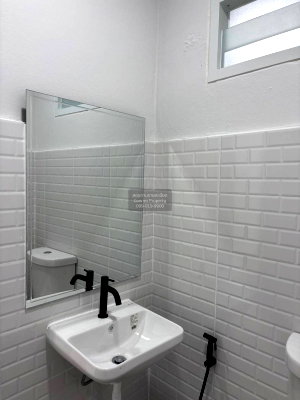 Townhouses for sale Thanyarat School : For Sale Townhouse/Townhome  , Baan Ruean Suk 1 , Lam Phak Kut , Thanyaburi , Pathum Thani , CX-106120 ✅ Live chat with us ADD LINE @connexproperty ✅