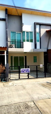 Home office for sale Muang Nakhon Pathom Nakhon Pathom : Sale 2450000  express!!! Call me.