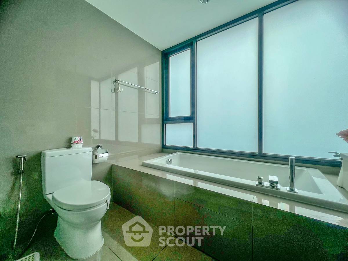 รูป คอนโด 2 ห้องนอน Rhythm Sukhumvit 42 ใกล้ BTS เอกมัย 200 ม. (ID 1268905) - รูปที่ 22/34