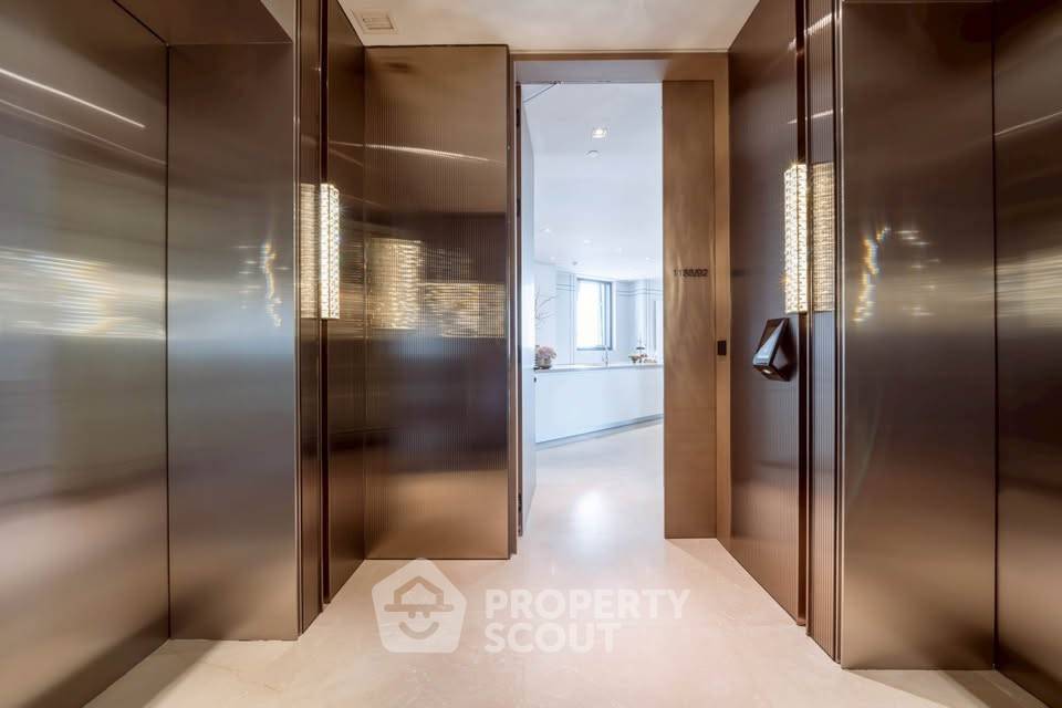 picture 28th-Floor 2-BR 178 Sqm At Banyan Tree Residences Riverside, MRT Hua Lamphong (ID 3084064) - 11/19