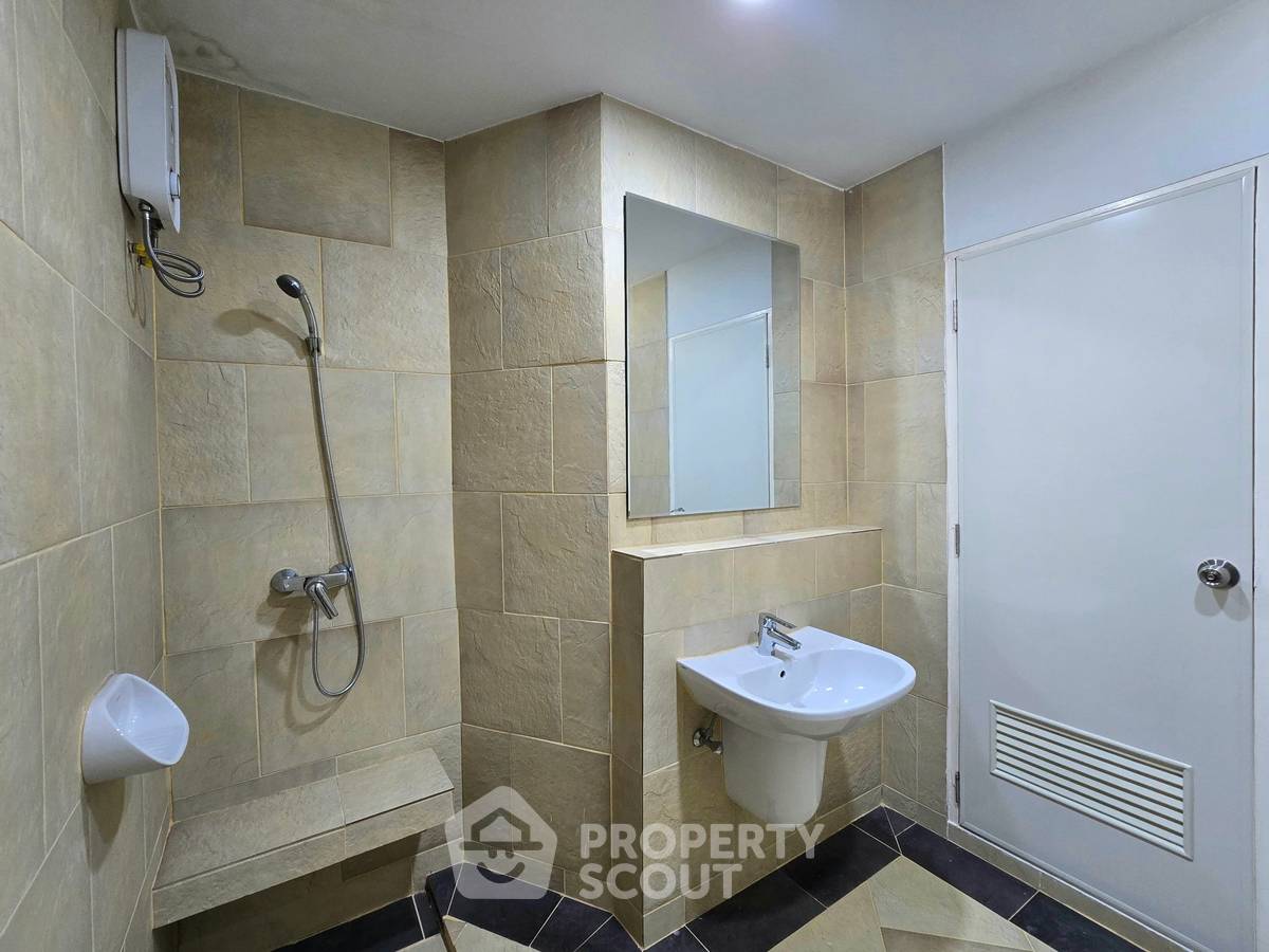 รูป คอนโดให้เช่า 3 ห้องนอน ขนาด 158 ตร.ม. ที่ พันธเล บูทีค เรสซิเดนซ์ จอมเทียน (ID 2096975) - รูปที่ 29/40