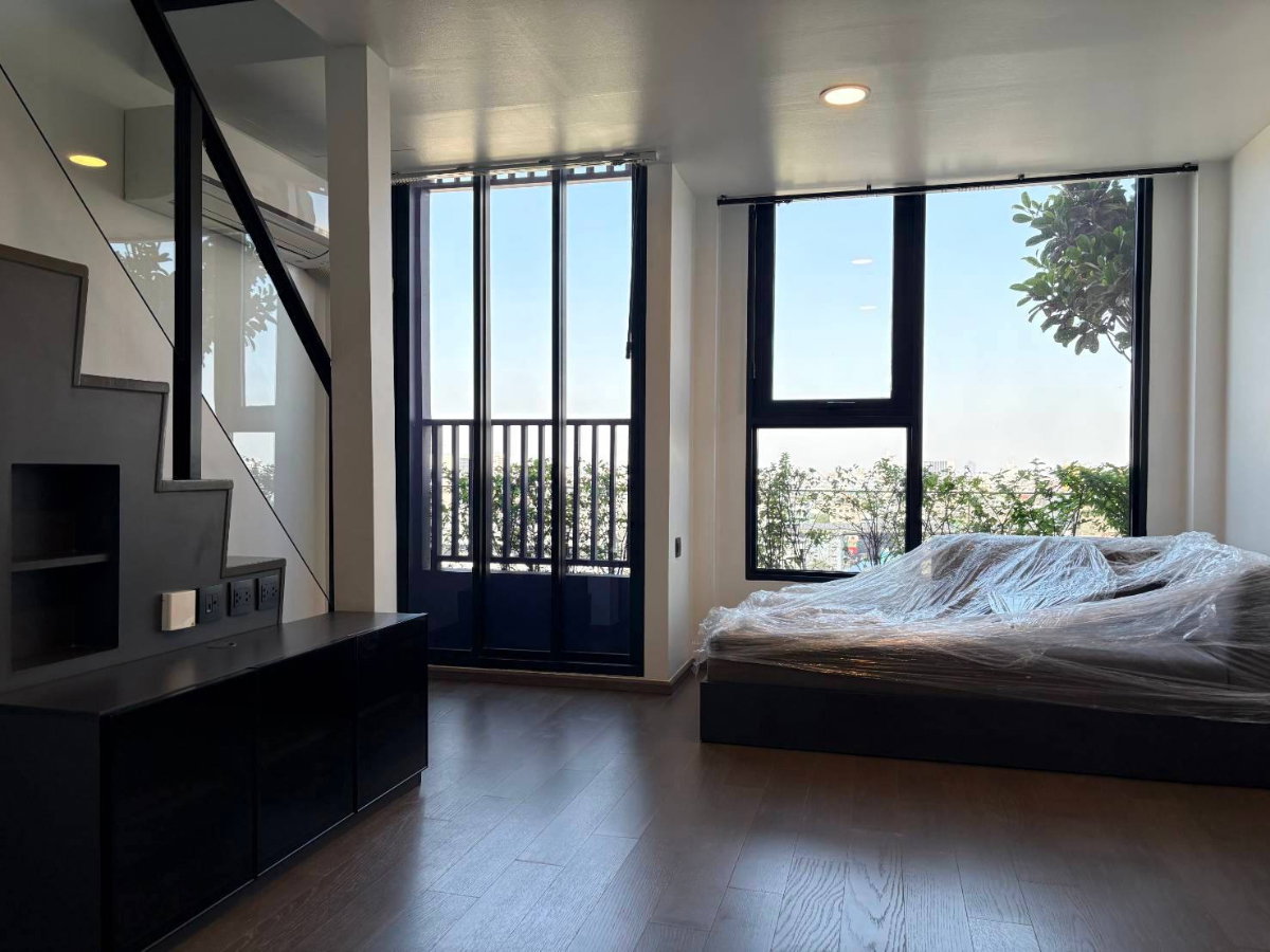 picture Park Origin Chula Samyan【𝐒𝐄𝐋𝐋】🔥Beautiful built-in design, full functionality, maximizing every square meter!🔥 Contact Line ID: @hacondo - 1/10