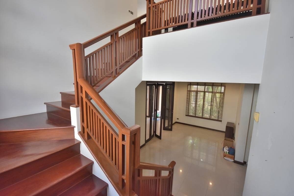 รูป ให้เช่า 3 นอน 109.9 ตร.ว พร้อมเข้าอยู่ -- โทรด่วน 094-641-5974 - รูปที่ 12/25