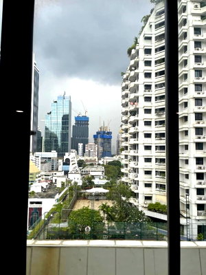 Condos for rent : 🏙️ Large 2BR | Diamond Tower Silom | 1 Min to BTS Chong Nonsi