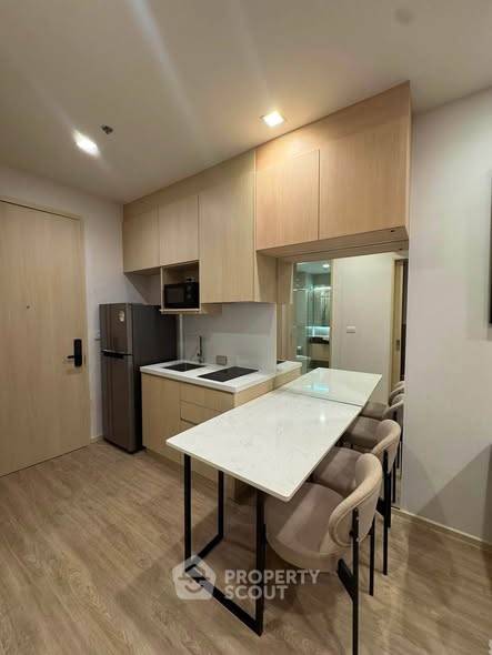 picture High-Floor 1-BR 31 Sqm Noble State 39, 400m to BTS Phrom Phong (ID 3085762) - 2/15