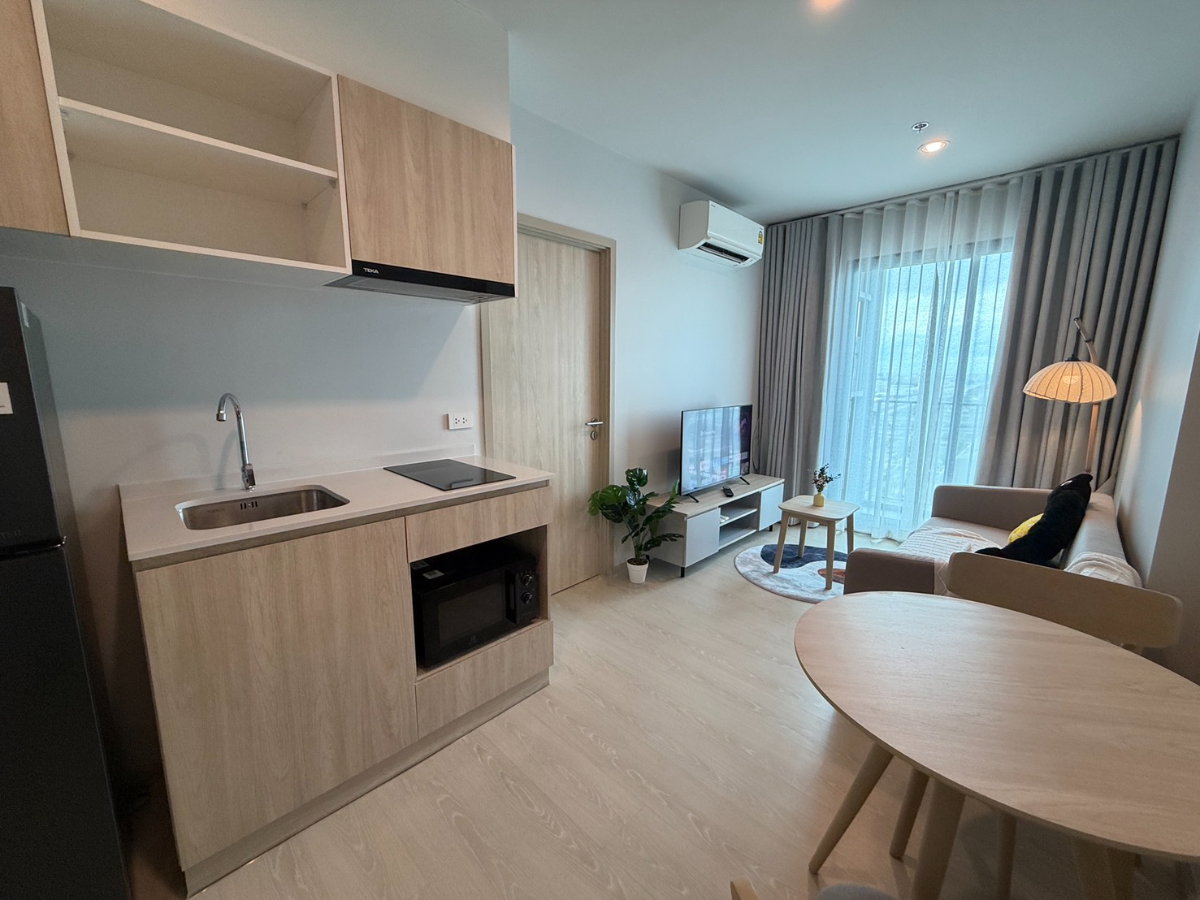 รูป 🏡 ให้เช่า Noble New Mega Plus Bangna ห้องใหม่ แต่งสวย พร้อมเข้าอยู่! ✨ห้องใหม่เอี่ยม ตกแต่งครบ พร้อมเครื่องใช้ไฟฟ้าและเฟอร์นิเจอร์ - รูปที่ 2/9