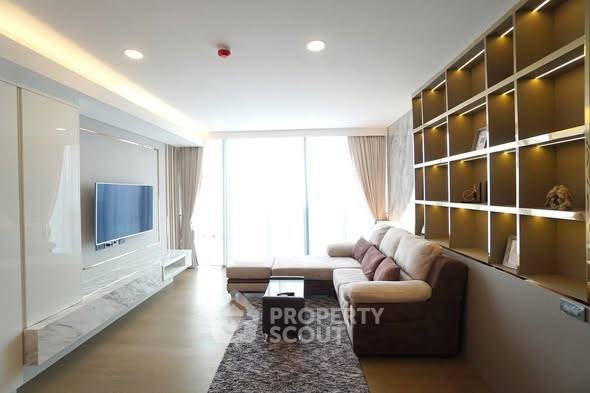 picture 2-BR Condo At Siamese Exclusive Queens, 100m To MRT Queen Sirikit (ID 3085604) - 1/14